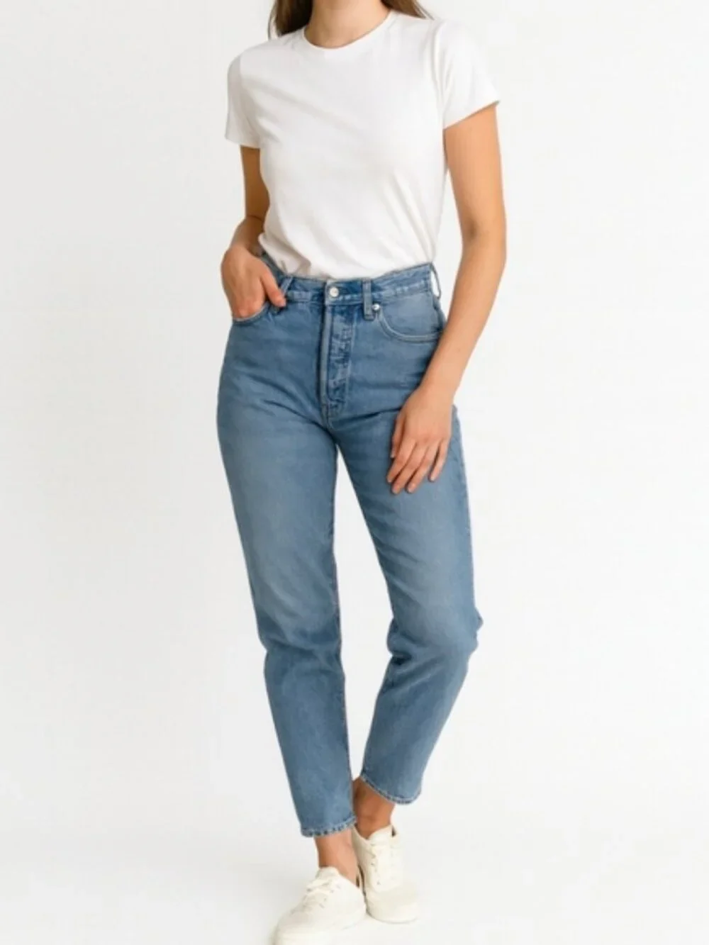 Levi’s Premium‎ Light Wash High Rise Mom Jeans
